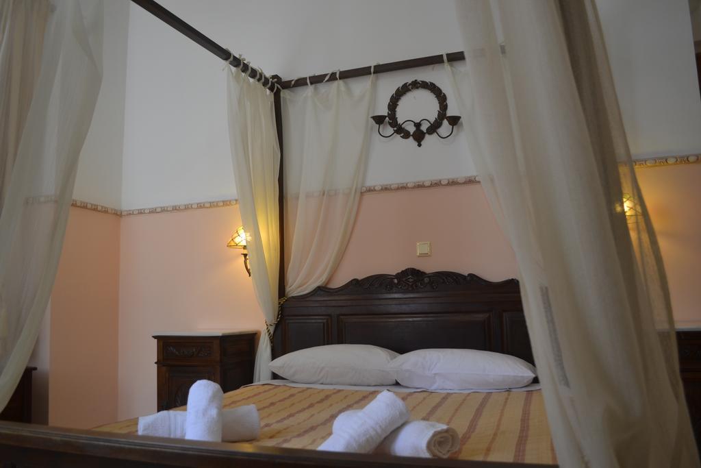 Monte Kristo Hotel Ermoupoli Buitenkant foto