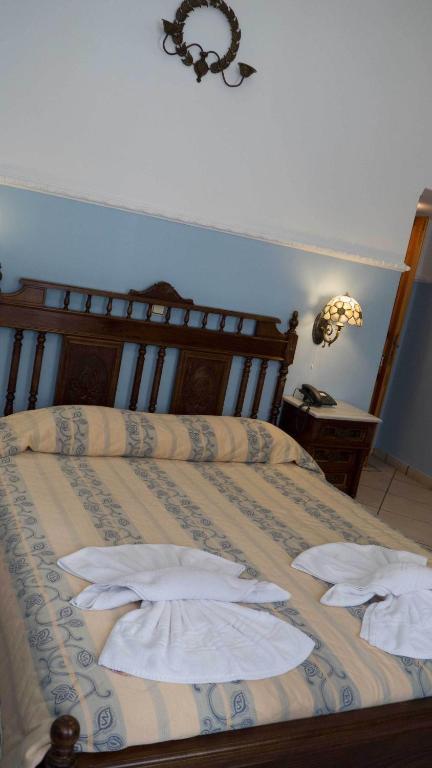 Monte Kristo Hotel Ermoupoli Kamer foto